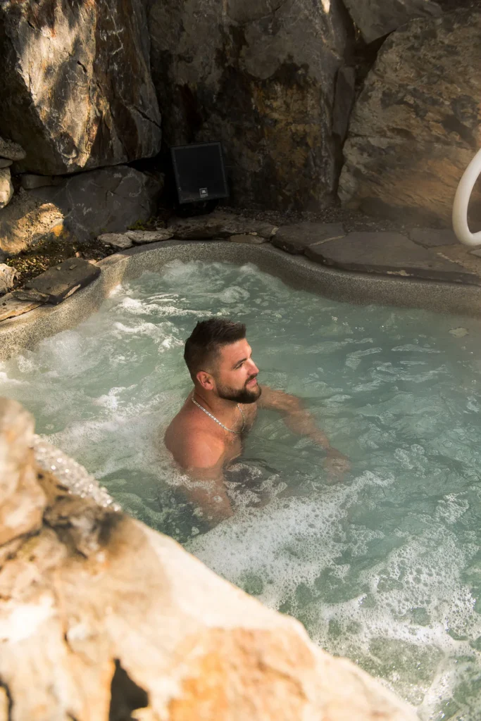 Bains à remous — Sartiga Spa sur le Lac