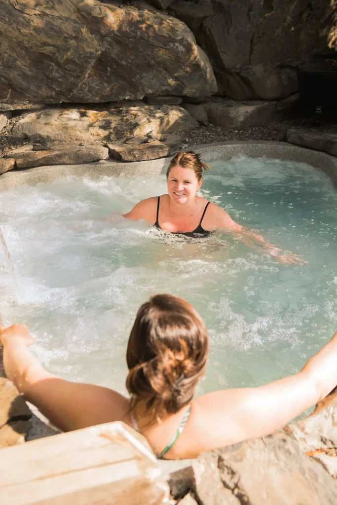 Bains à remous — Sartiga Spa sur le Lac